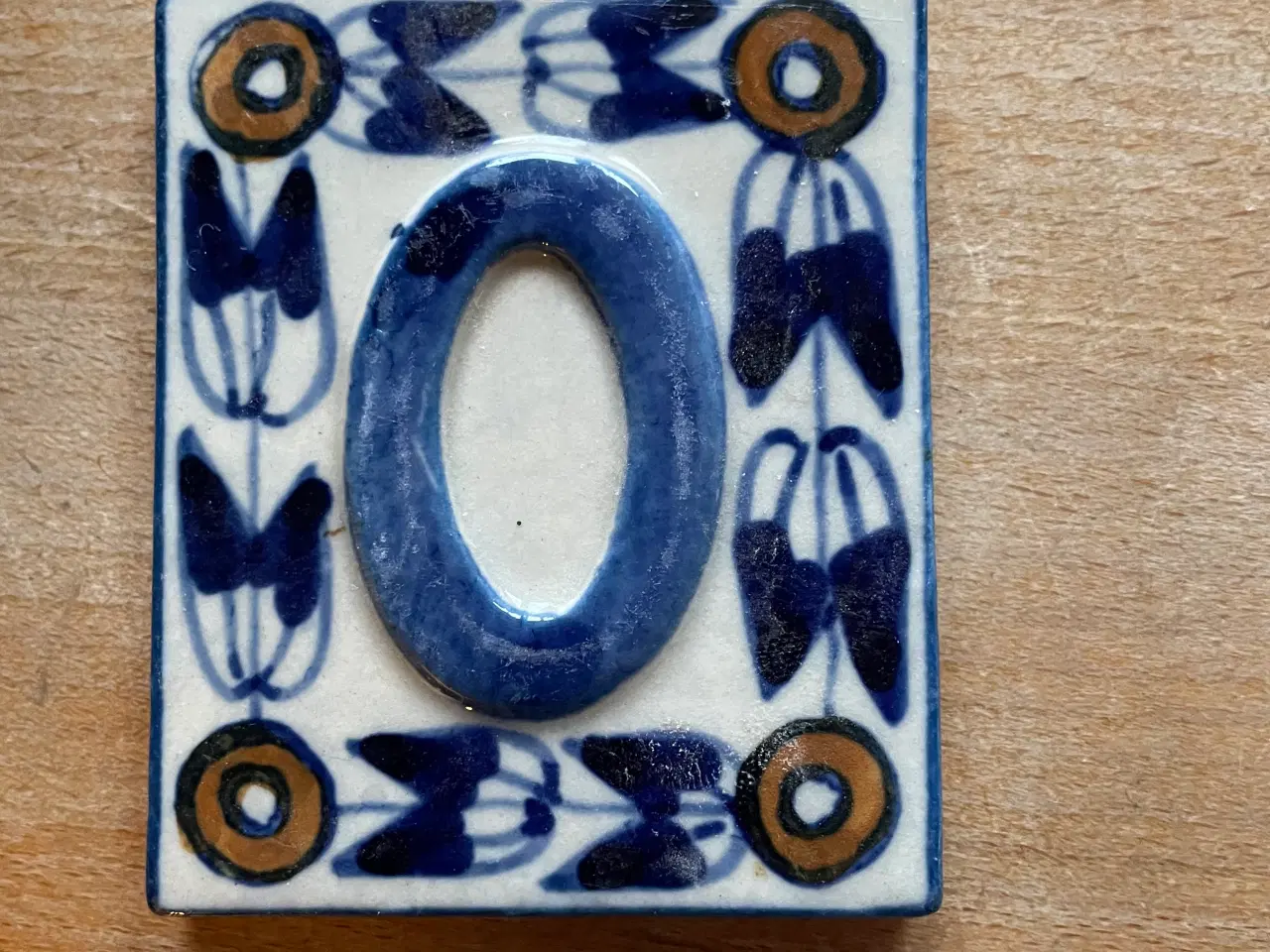 Billede 2 - Keramiske tal, husnumre mm