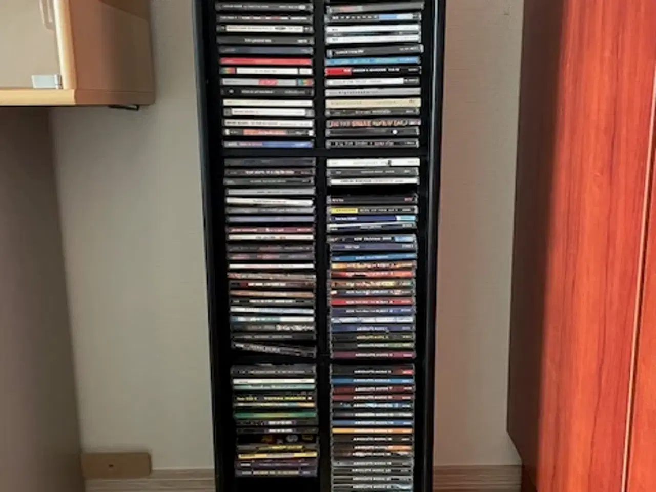 Billede 2 - Cd reol 