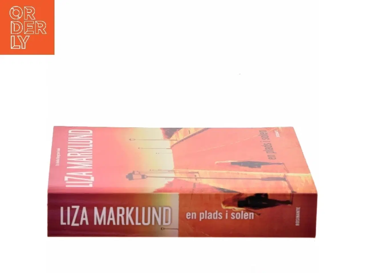 Billede 2 - En Plads I Solen af Liza Marklund (Bog)