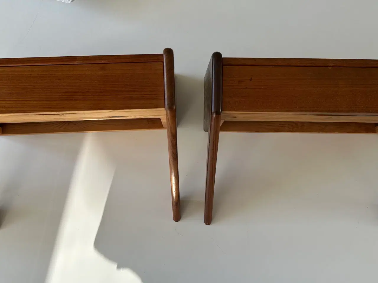Billede 1 - Sengebord, Ølholm