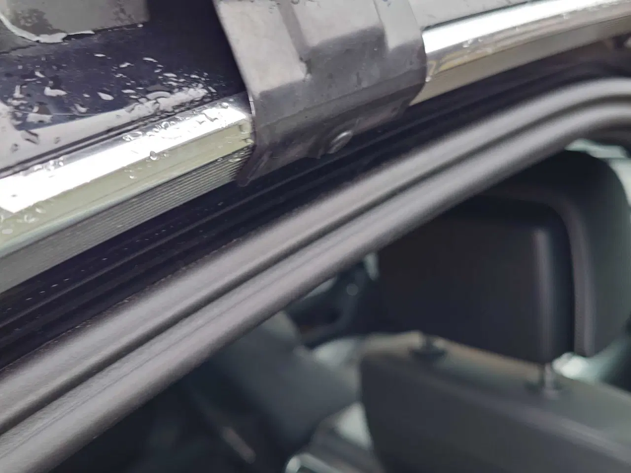 Billede 2 - Tagbøjler til A6 Sedan 