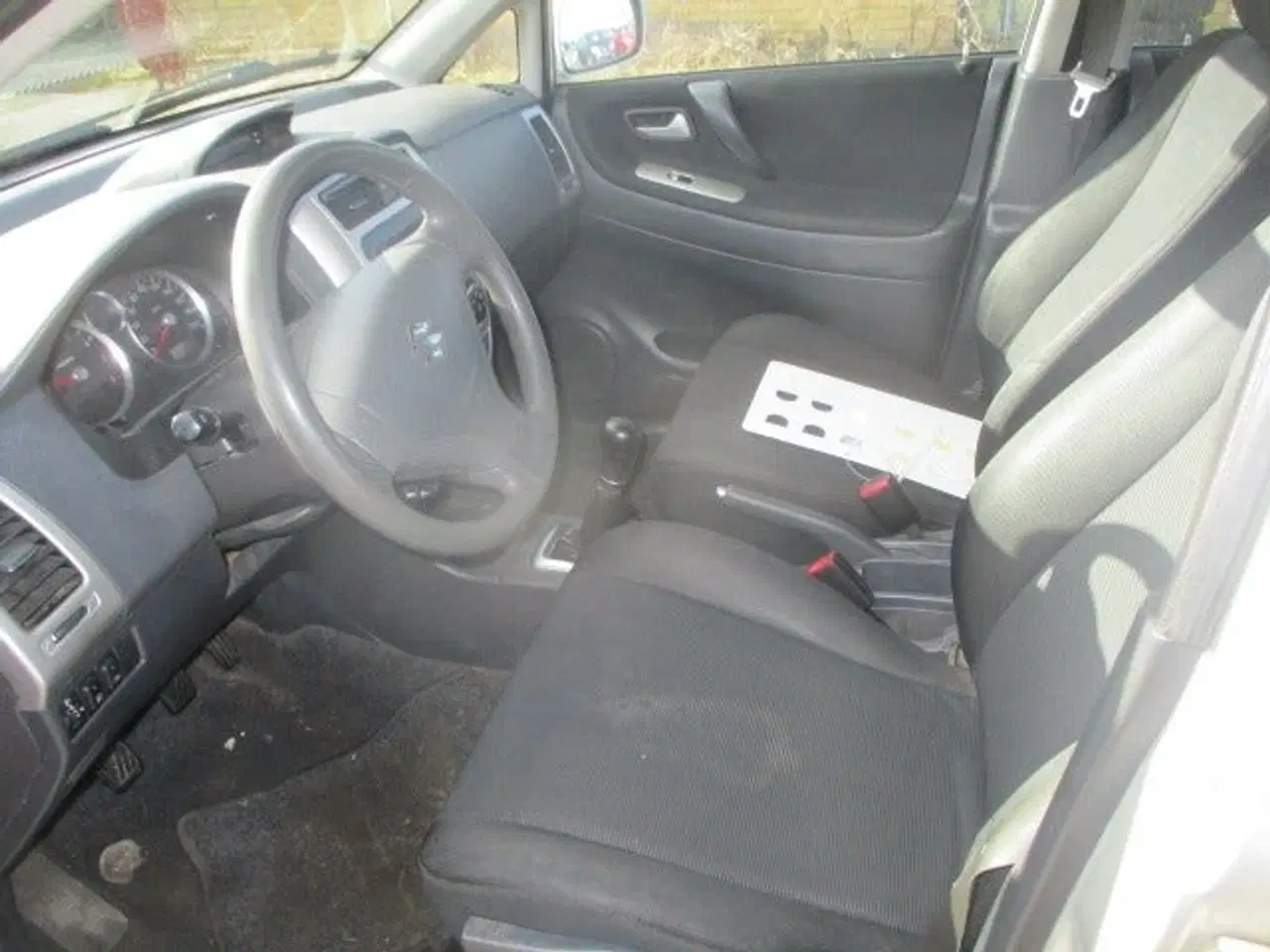 Billede 8 - Suzuki Liana 1,6 