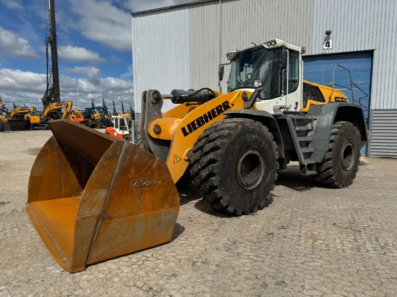 Billede 1 - Liebherr L586