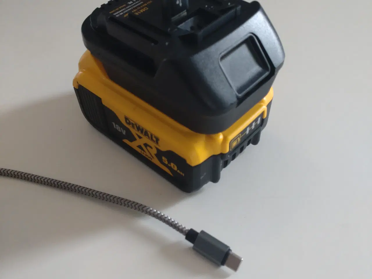 Billede 2 - Adapter makita til dewalt batteri