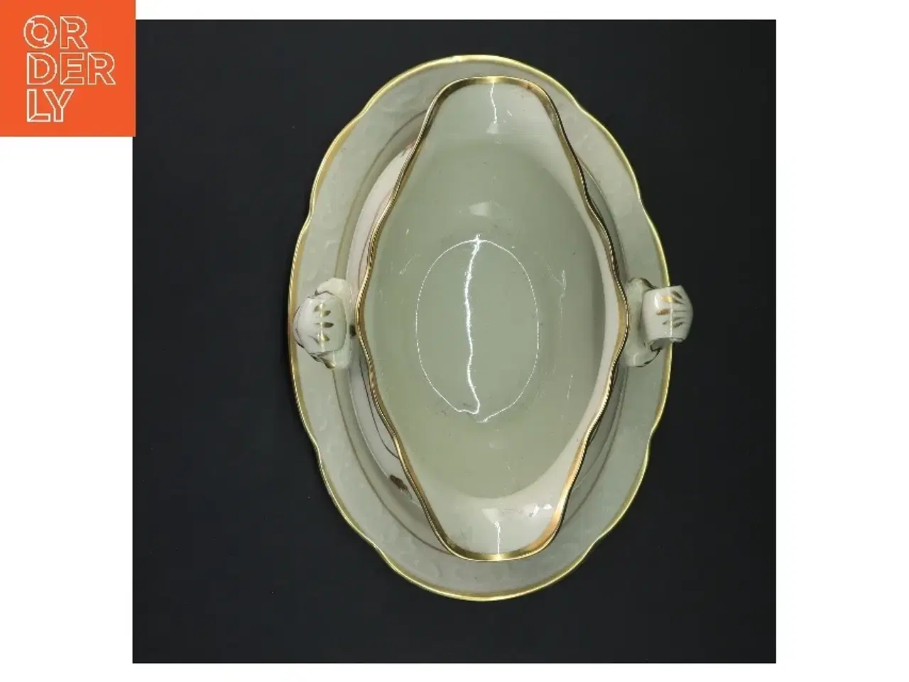 Billede 2 - Porcelæns saucekande med tallerken fra Københavns Porcellains Maleri (str. 25x10x18 cm)