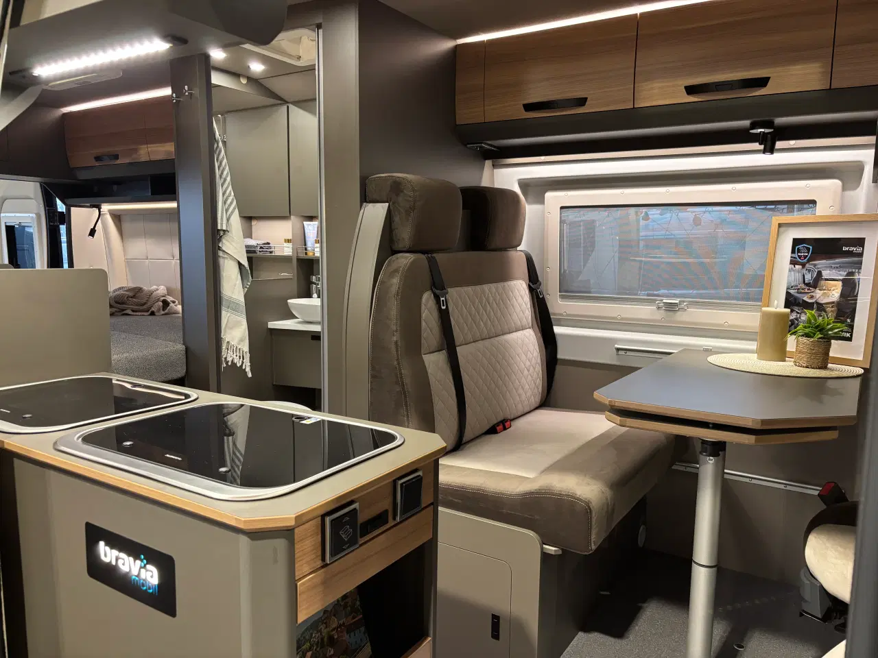 Billede 4 - Bravia 636 med aut. gear og 180 Hk.