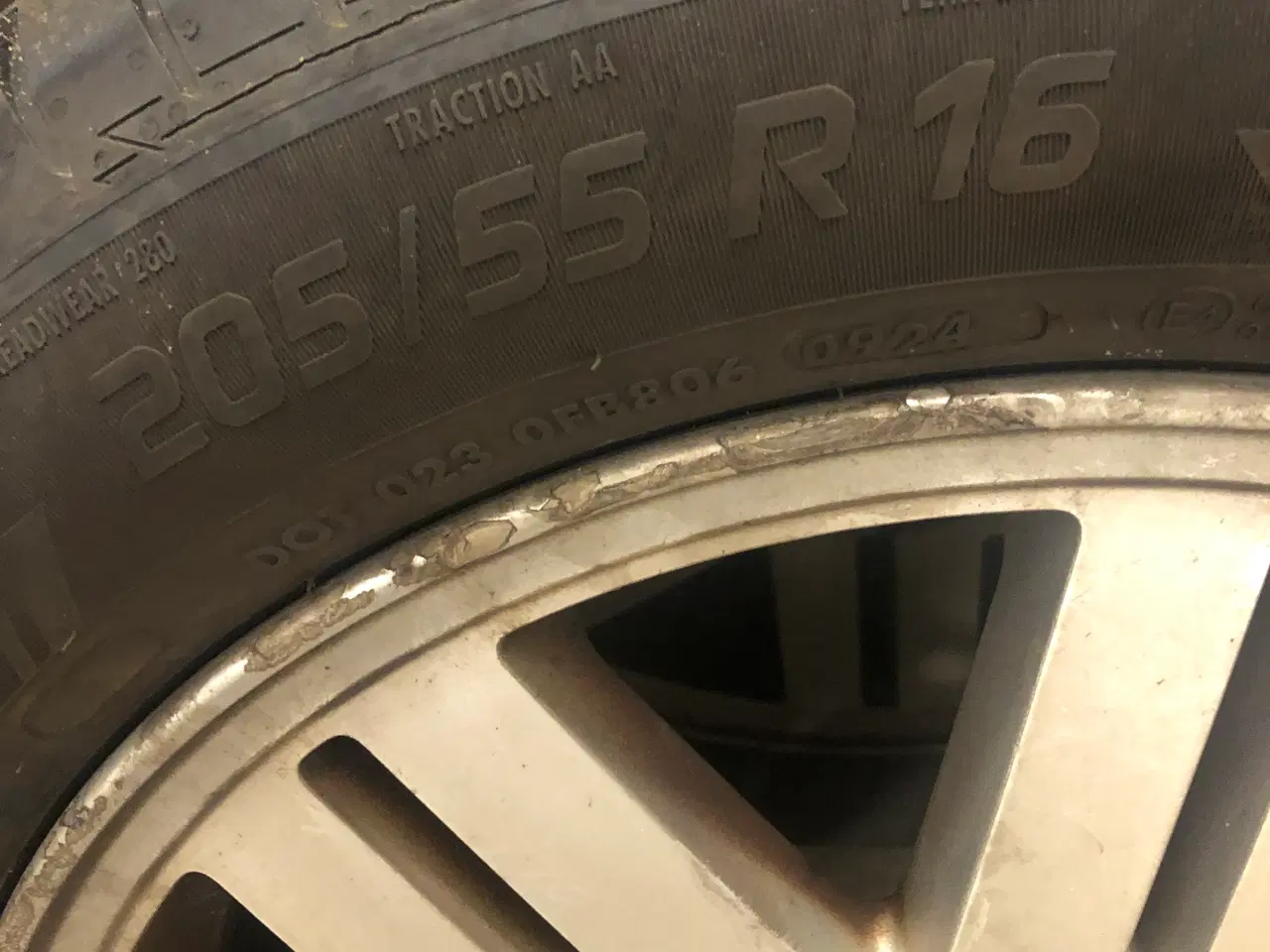 Billede 4 - Sommerdæk 205/55 R16 Vredestein