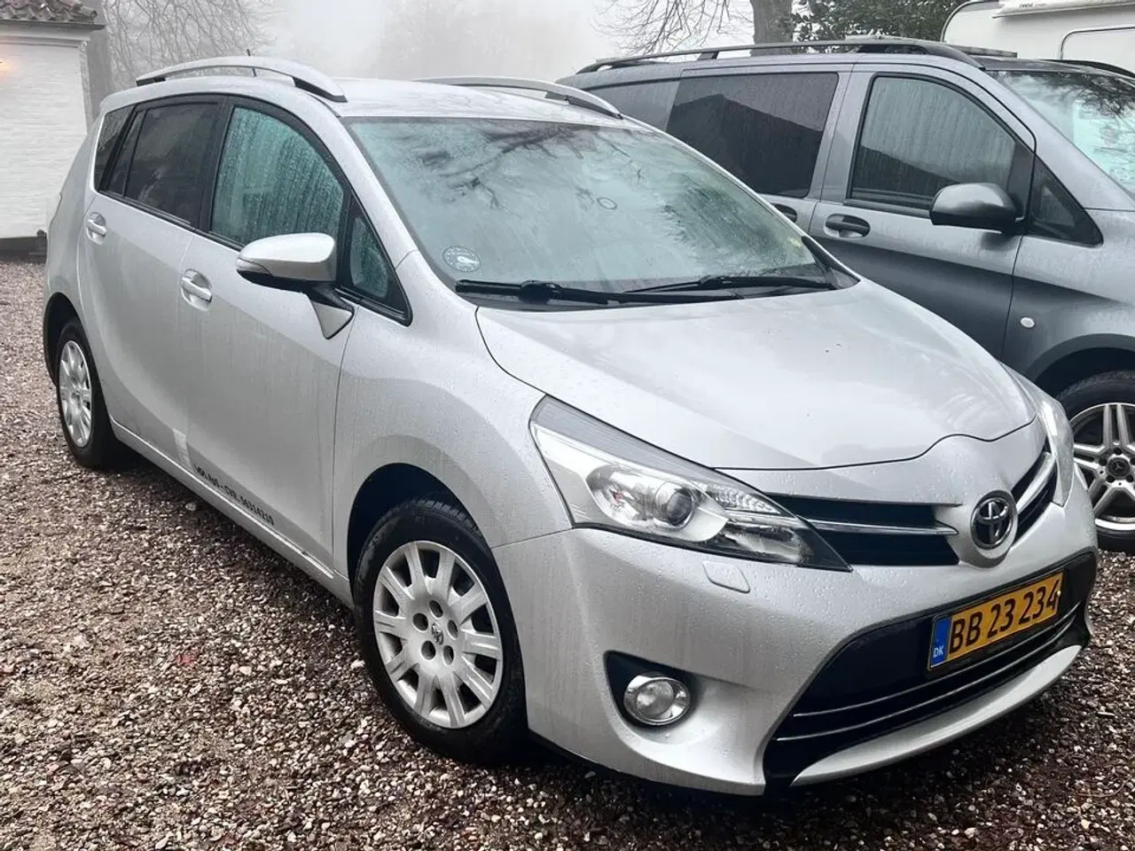 Billede 2 - Varerbil toyota sportsvan 1.6 D-4d