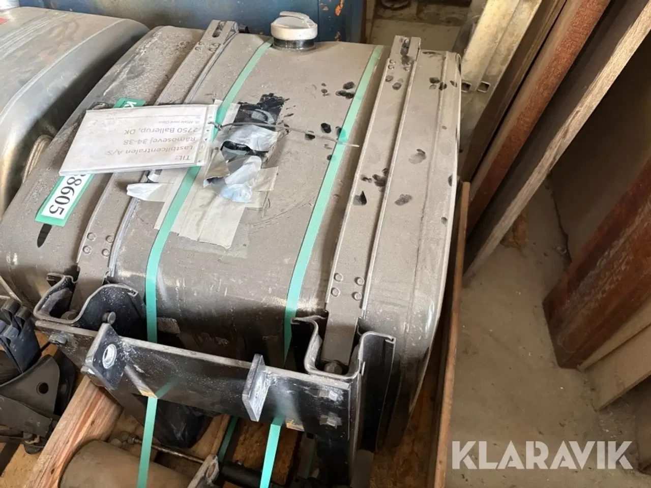 Billede 12 - Brændstofstank