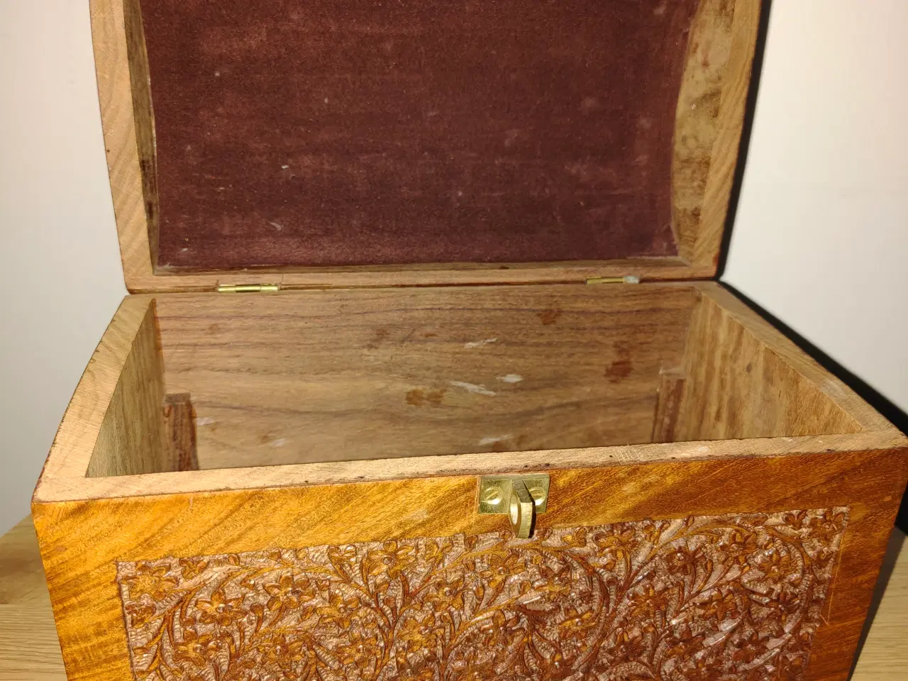 Billede 5 - Stor flot træsmykkeskrin