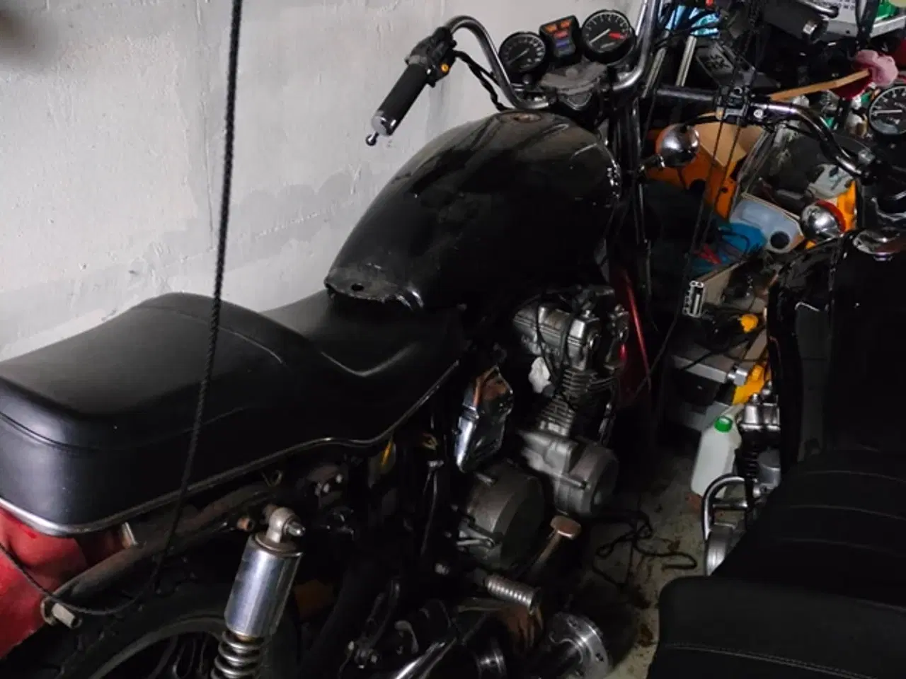 Billede 5 - Honda CB 750 Tour Custom til salg 