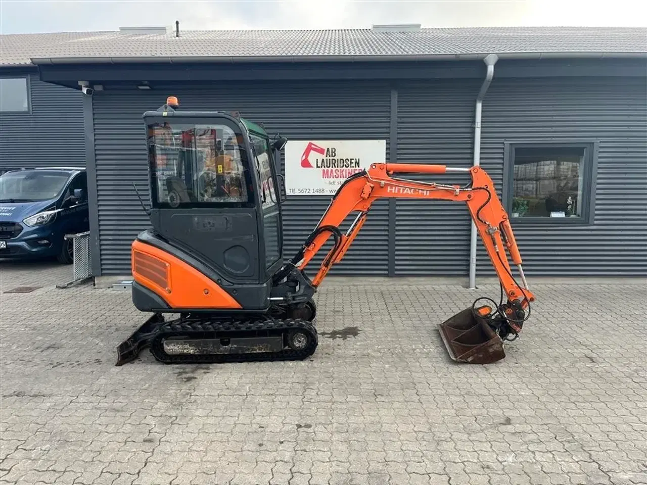 Billede 1 - Hitachi ZX 18-3 Halv automatisk s30 skifte, kipbar planerskovl og 1 graveskovl