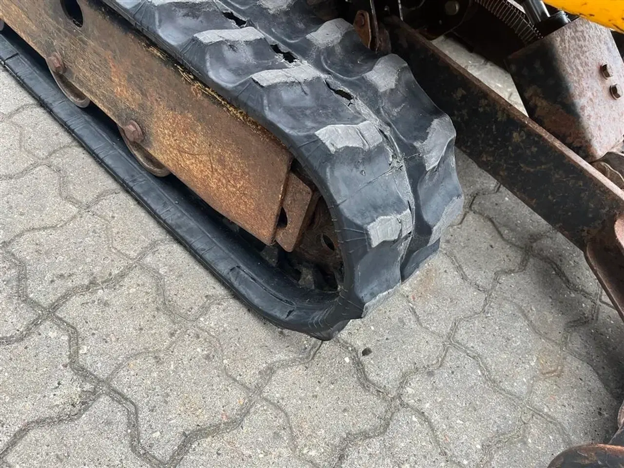 Billede 9 - JCB MICRO 1100kg minigraver med hurtigskifte og 5skovle