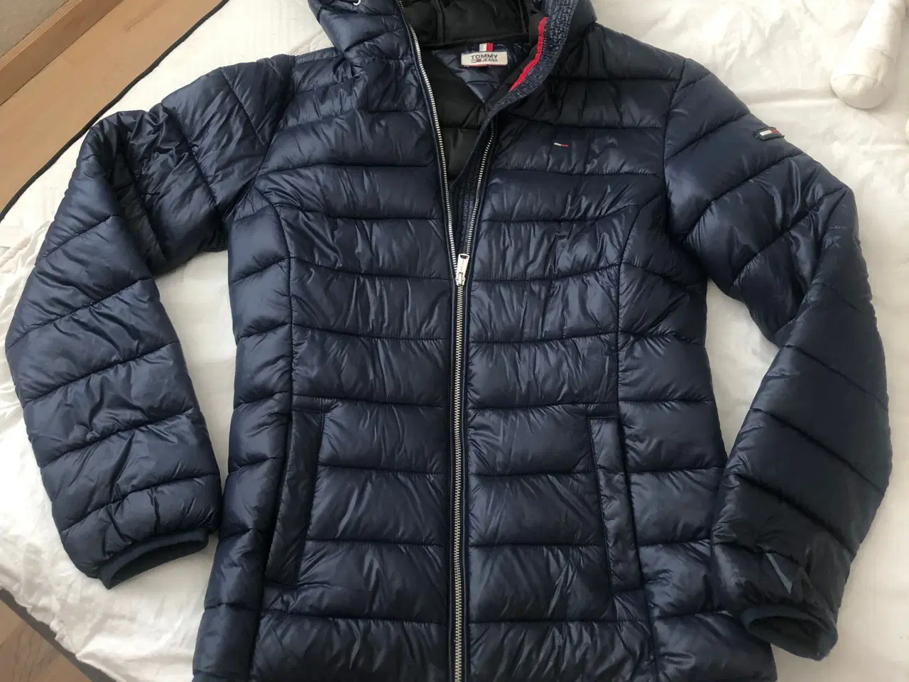 Billede 1 - Tommy Hilfiger jakke str xs