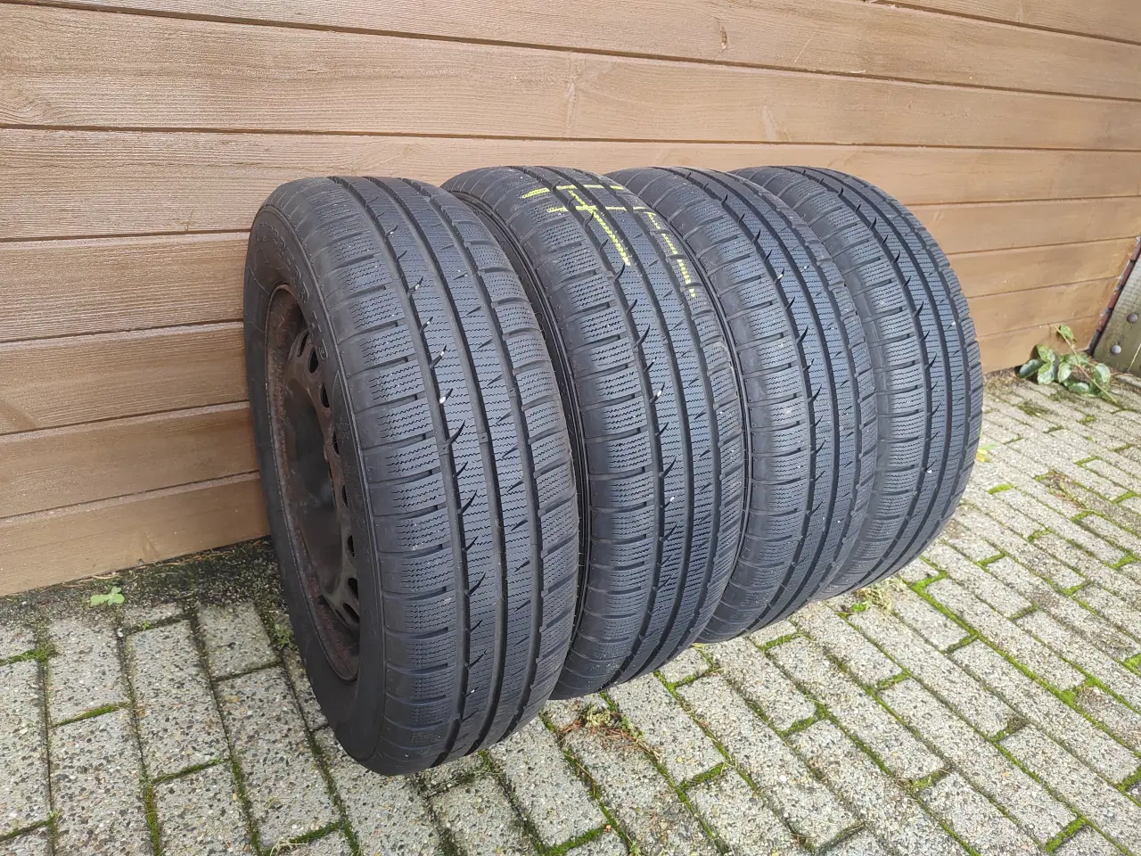 Billede 1 - Vinterdæk VW UP