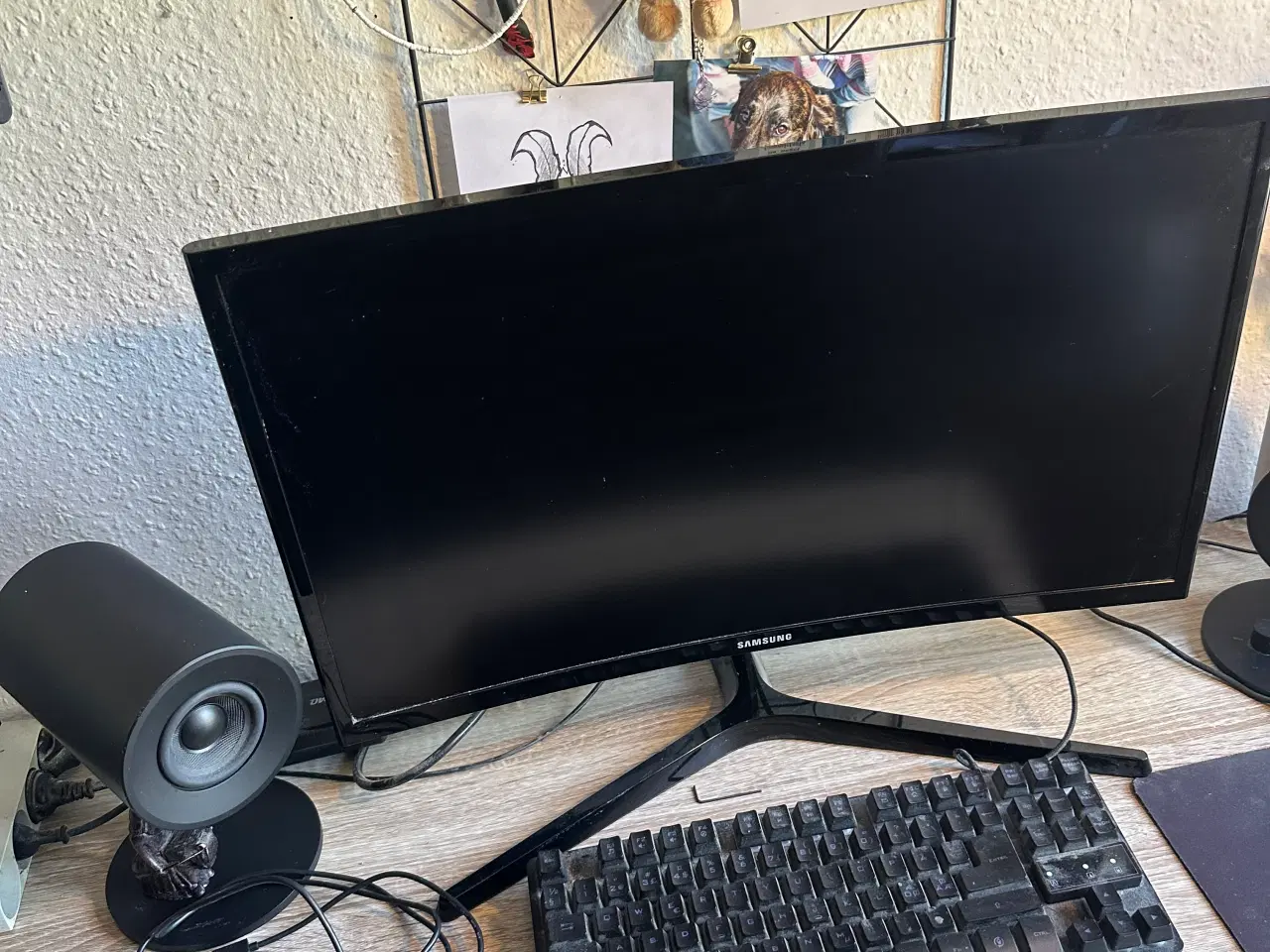 Billede 3 - Gaming setup (pc, skærm, og højttaler)