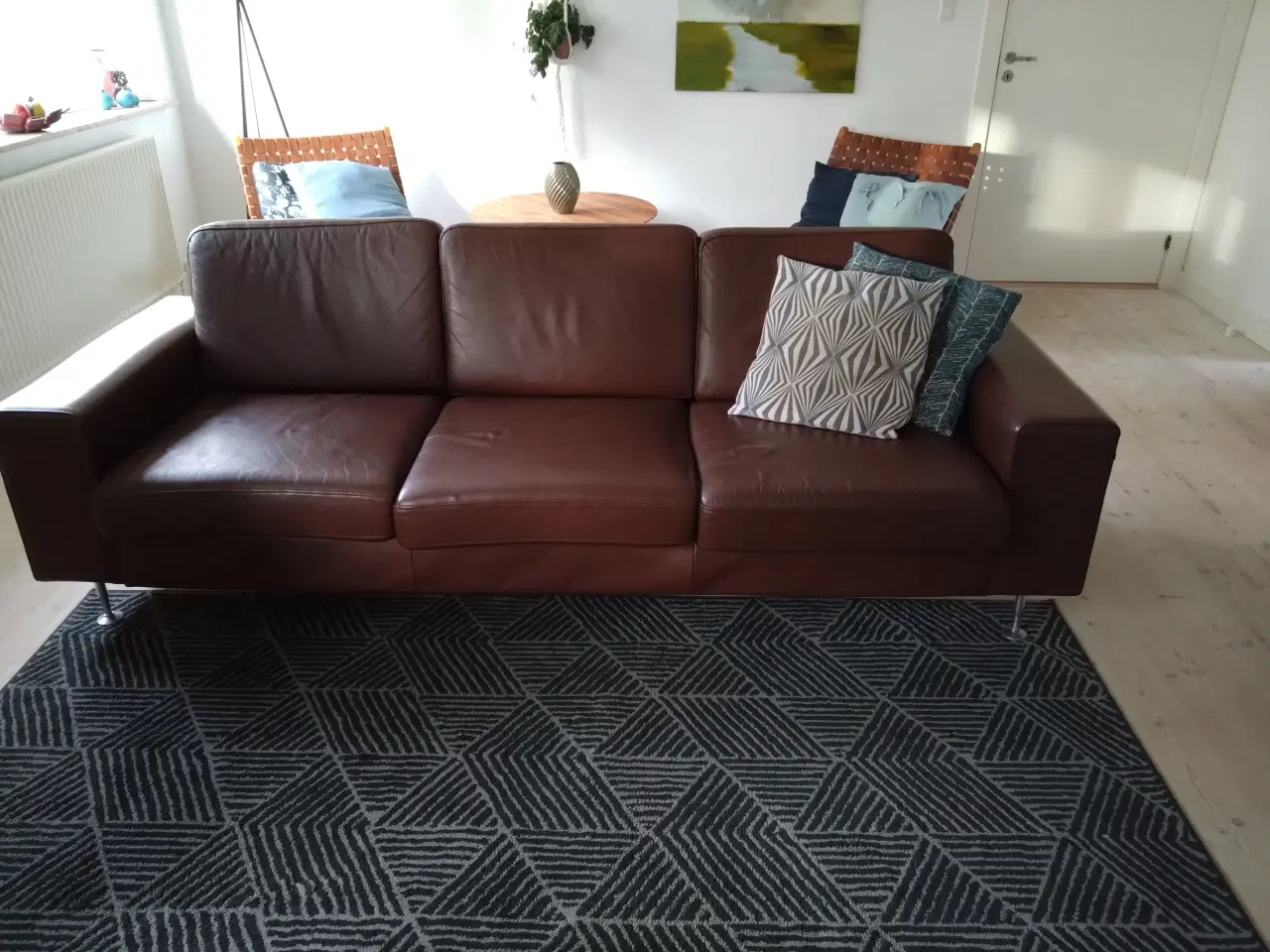 Billede 1 - Brun 3 persons lædersofa fra hurup