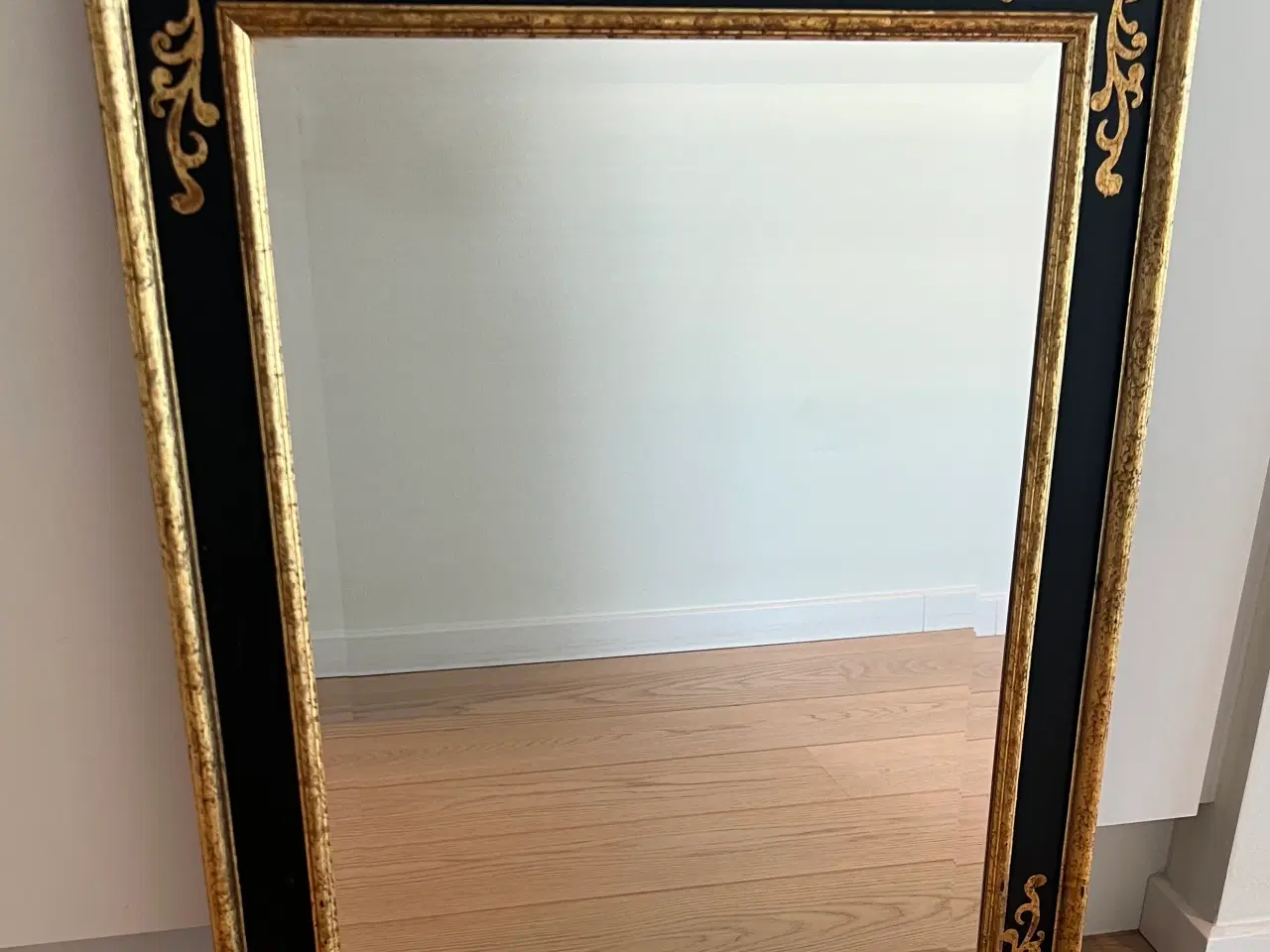 Billede 2 - Spejl sort med guld og facet slebet