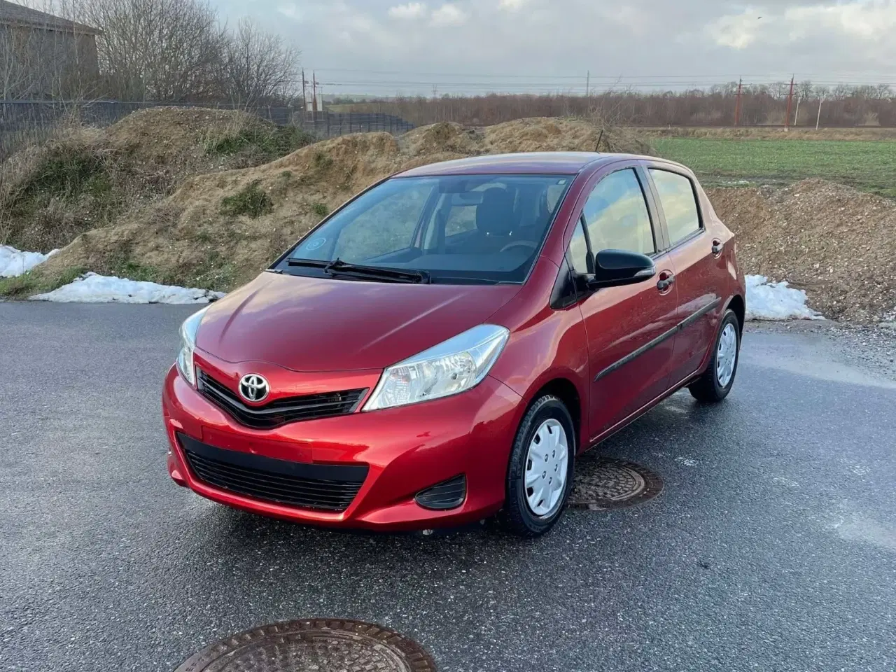 Billede 1 - Toyota Yaris 1,0 VVT-i T1 Style