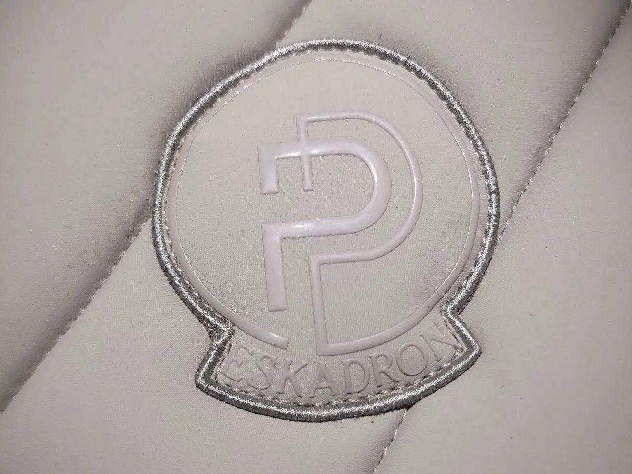 Billede 2 - Eskadron dressur lang