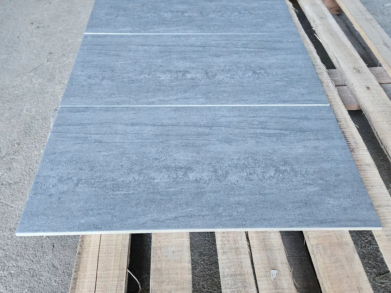 Billede 3 - Gulv- og vægklinke Grå 30x60 cm