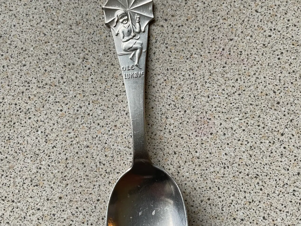 Billede 1 - Hejl sølv barneske