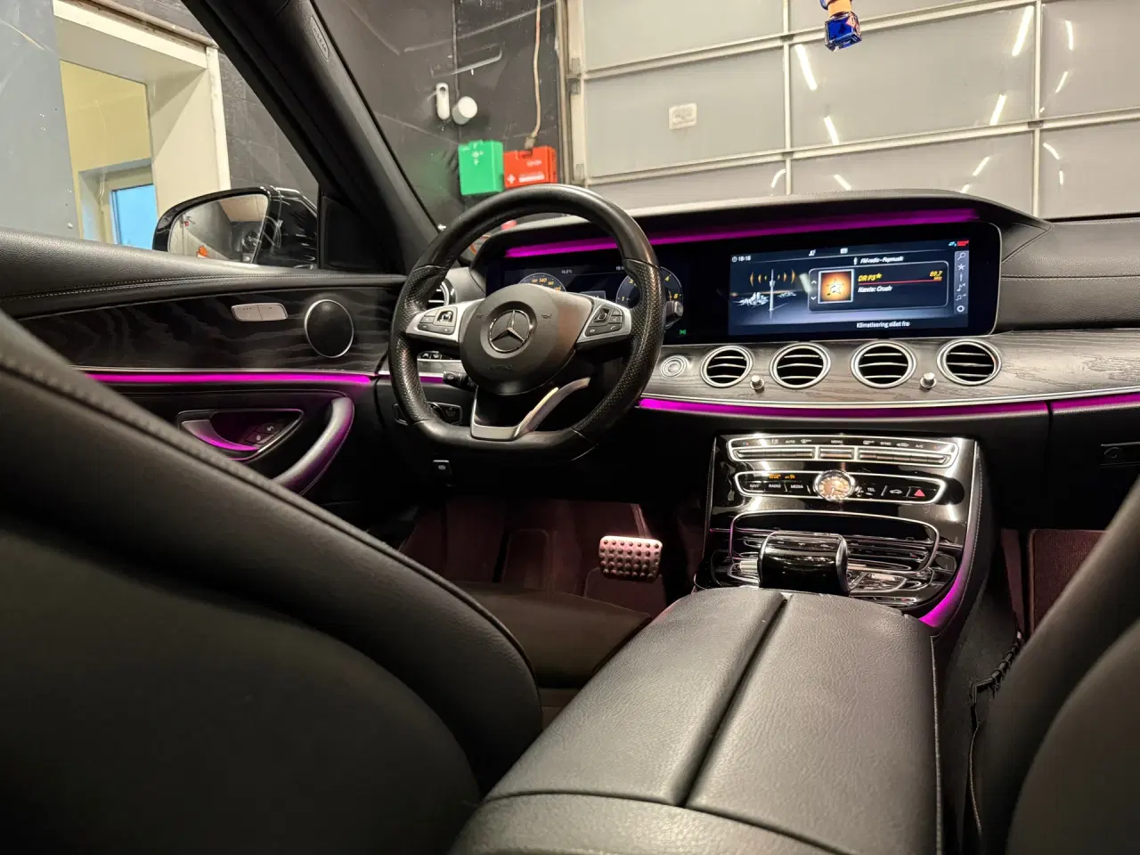 Billede 17 - Mercedes-Benz E220 d T 2,0 D AMG Line 9G-Tronic 194HK Stc Aut.