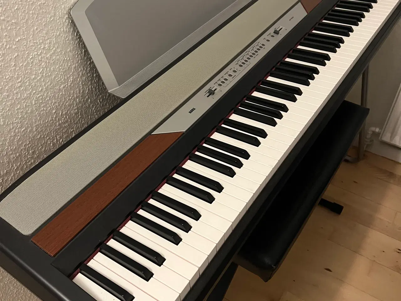 Billede 1 - Korg piano til salg