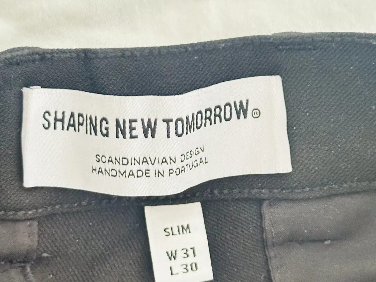 Billede 7 - 3 Par Shaping New Tommorow Bukser 31/30, 30/32	