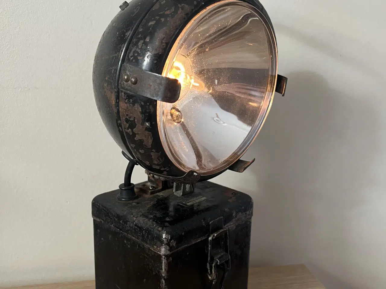 Billede 2 - Original Eisemann industrilampe fra 1930-50’erne