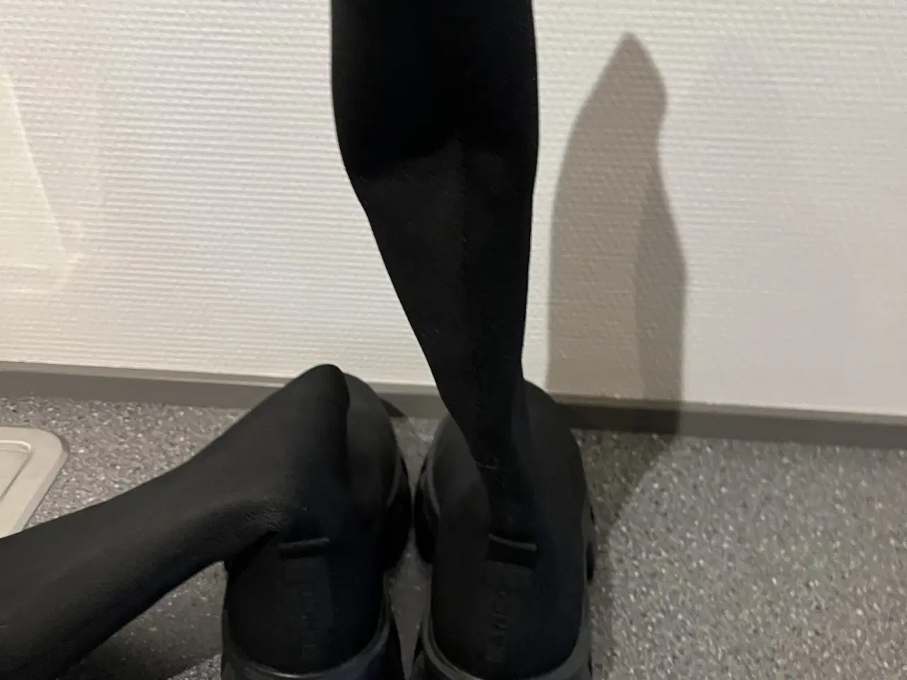 Billede 4 - Brugt 1 gang bianco støvle sort 