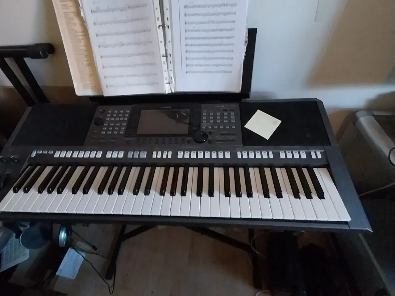 Billede 1 - Sælger mit dejlige keyboard yamaha psr s 770