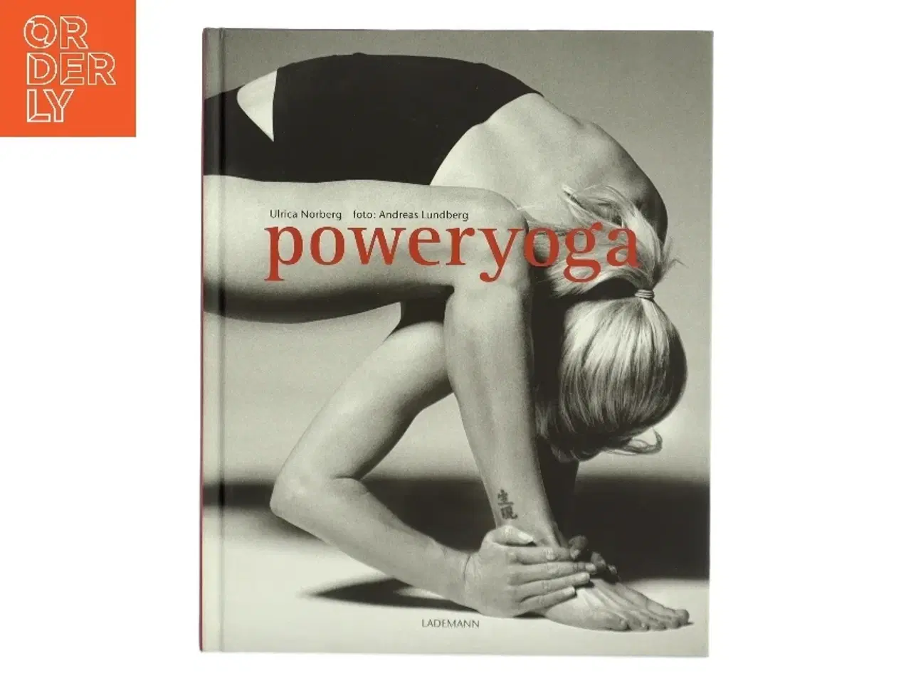 Billede 1 - Poweryoga af Ulrica Norberg (Bog)