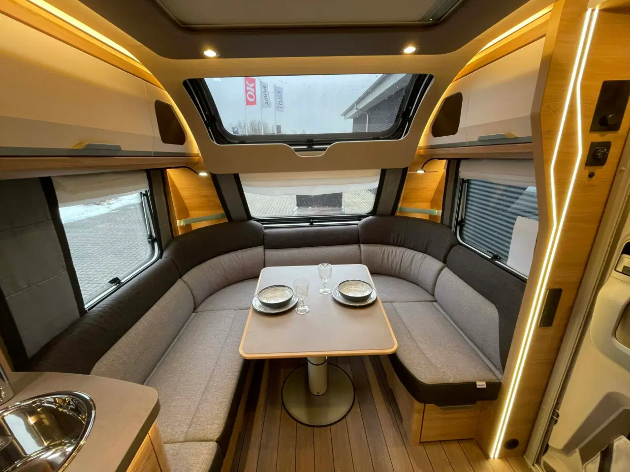 Billede 5 - 2026 - Knaus Südwind Black Edition 500 UF
