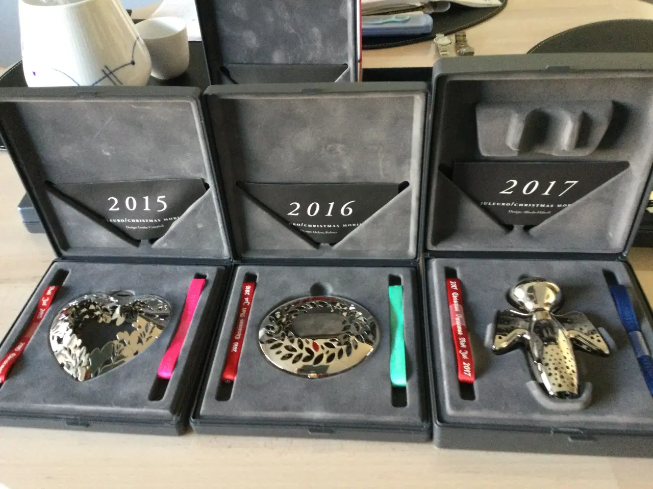 Billede 2 - Georg Jensen juleuroer i platinium ( sølv farvet)