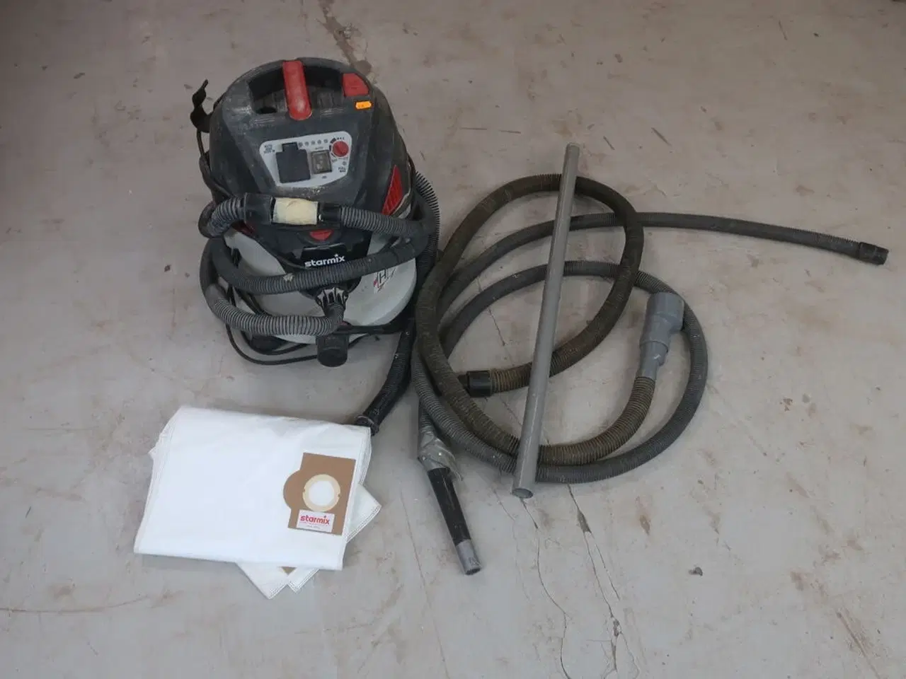 Billede 1 - Støvsuger STARMIX APDH 1420 DK