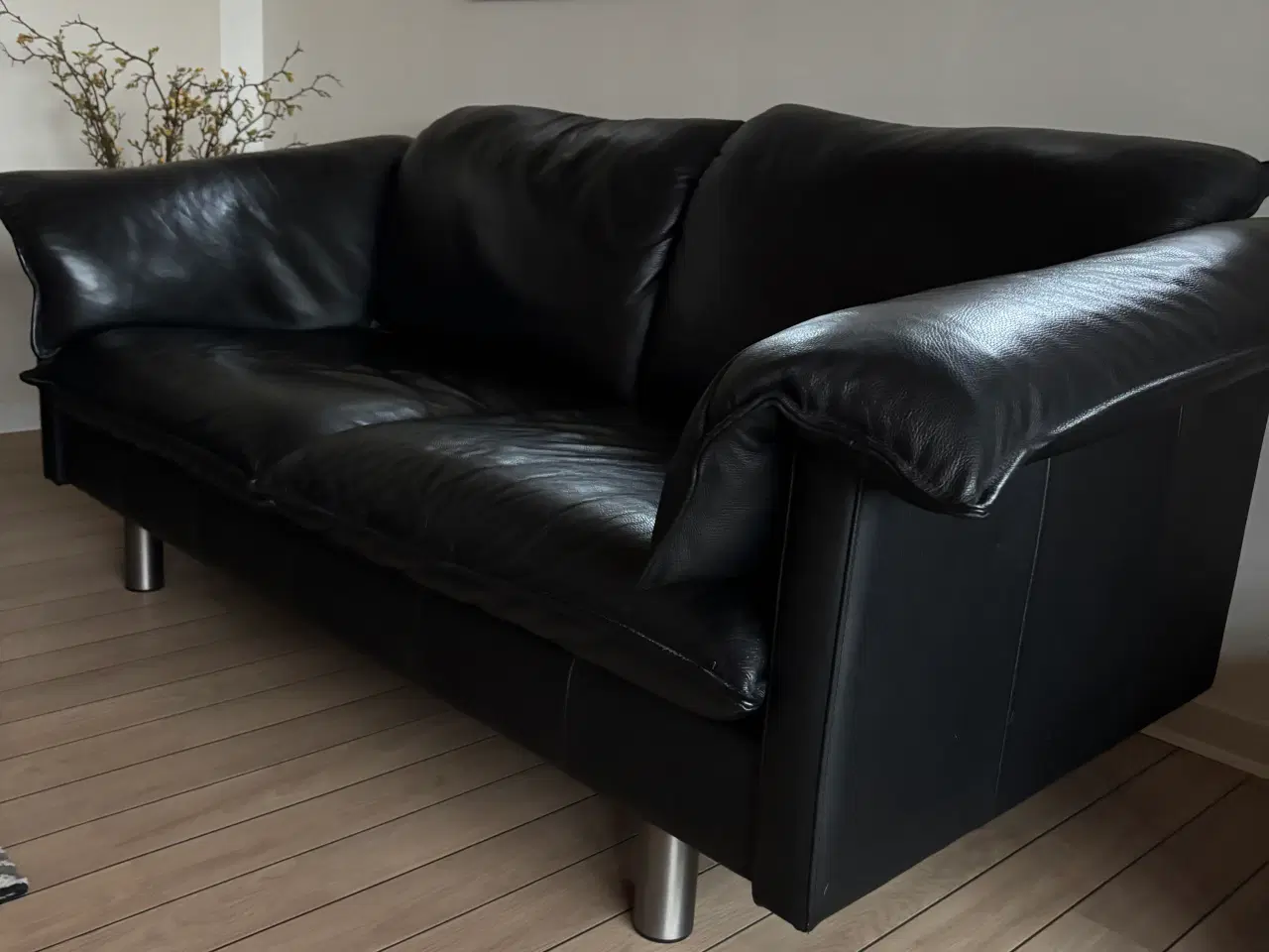 Billede 1 - Lædersofa. (Sort)