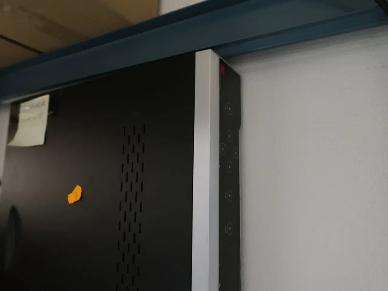 Billede 6 - Computer INTEL DC53427HYE samt harddisk HIKVISION