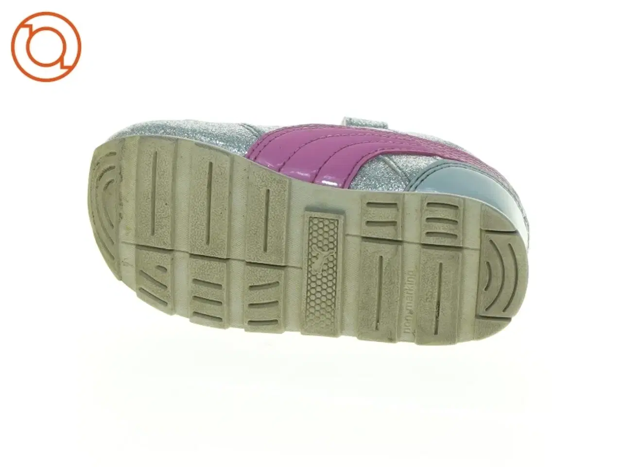 Billede 3 - Sølvfarvede sneakers med lyserøde detaljer fra Puma (str. 22)