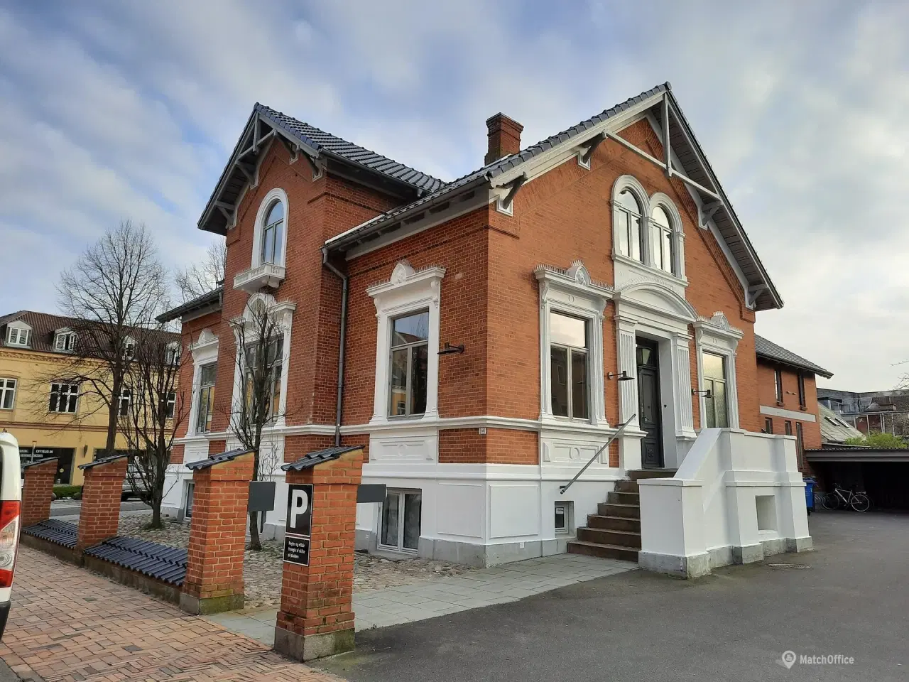 Billede 21 - Villa - hele kælderen til leje - ejen indgang