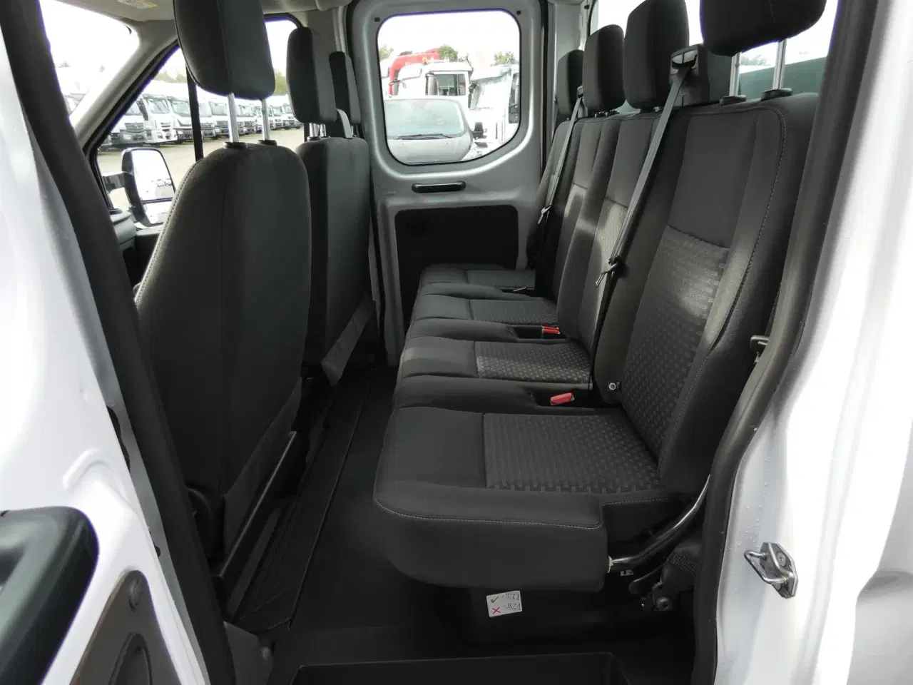 Billede 8 - Ford Transit 350 L3H1 2,0 TDCI HDT Trend RWD 165HK DobKab 10g Aut.