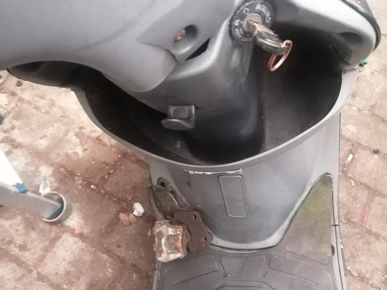 Billede 2 - Baotian Supermoto GY6 30km/t