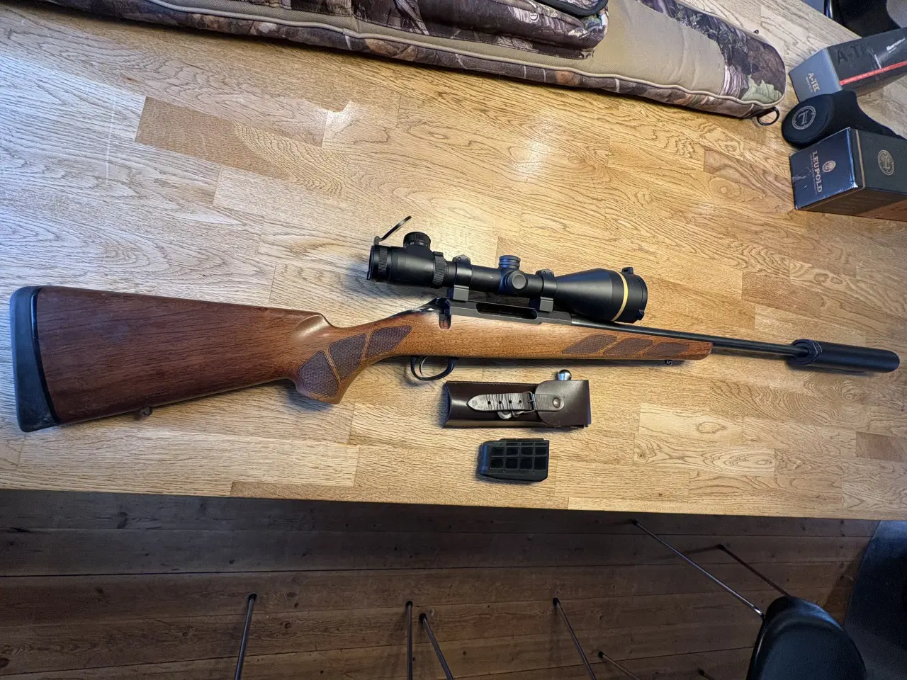 Billede 1 - Tikka T3 Hunter 30.06 + Leupold sigte + Blazer lyd