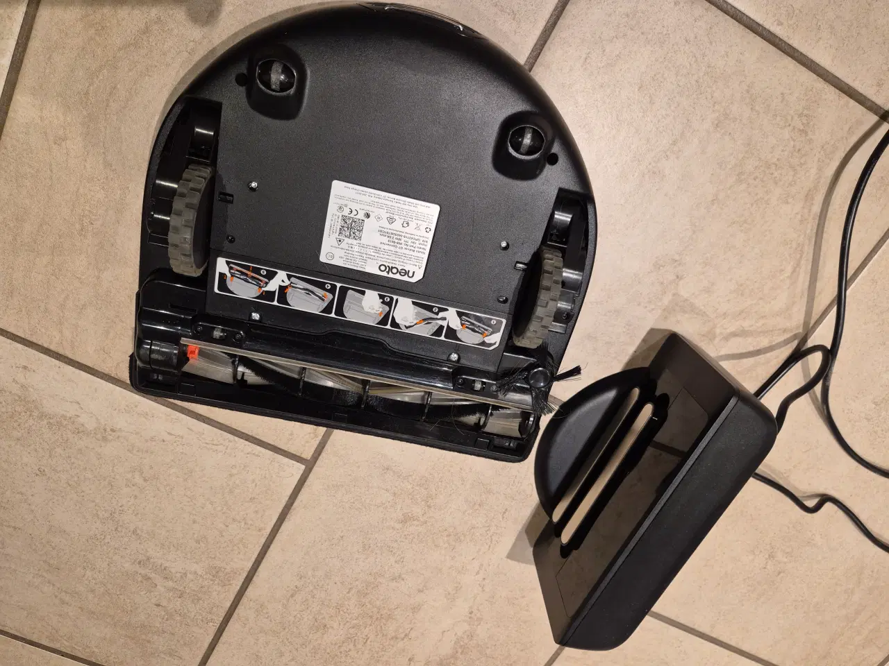 Billede 1 - Robotstøvsuger