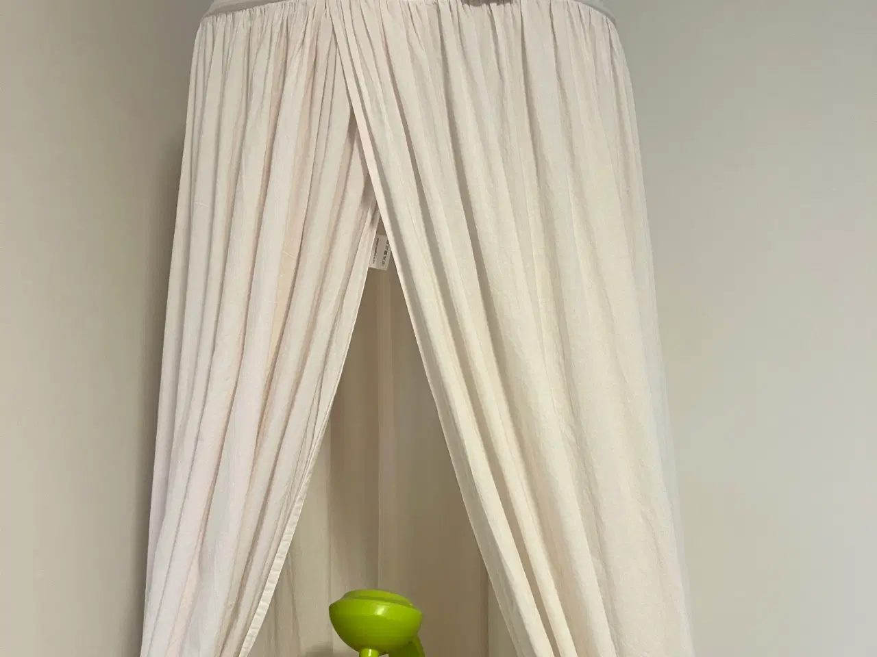 Billede 1 - Filippa sengehimmel 