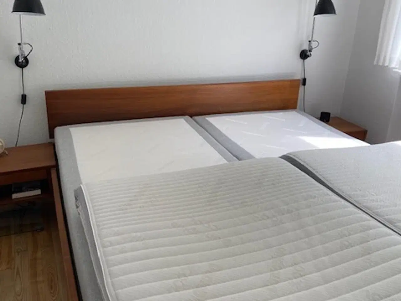Billede 2 - Elevationsseng med Dunlopillomadrasser 180x200