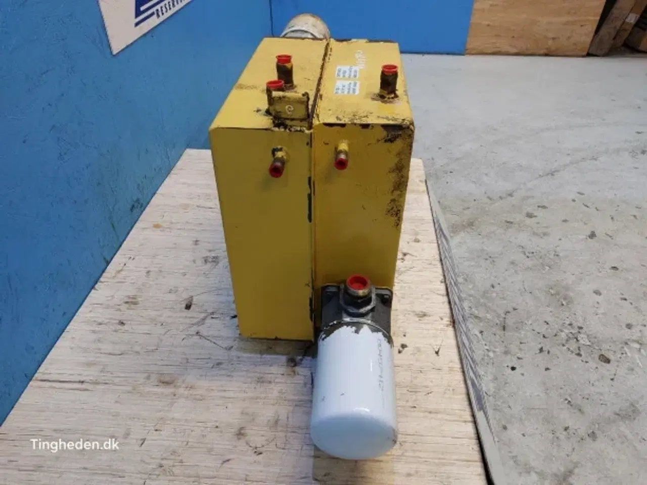 Billede 16 - New Holland FX38 Hydrauliktank 84429993