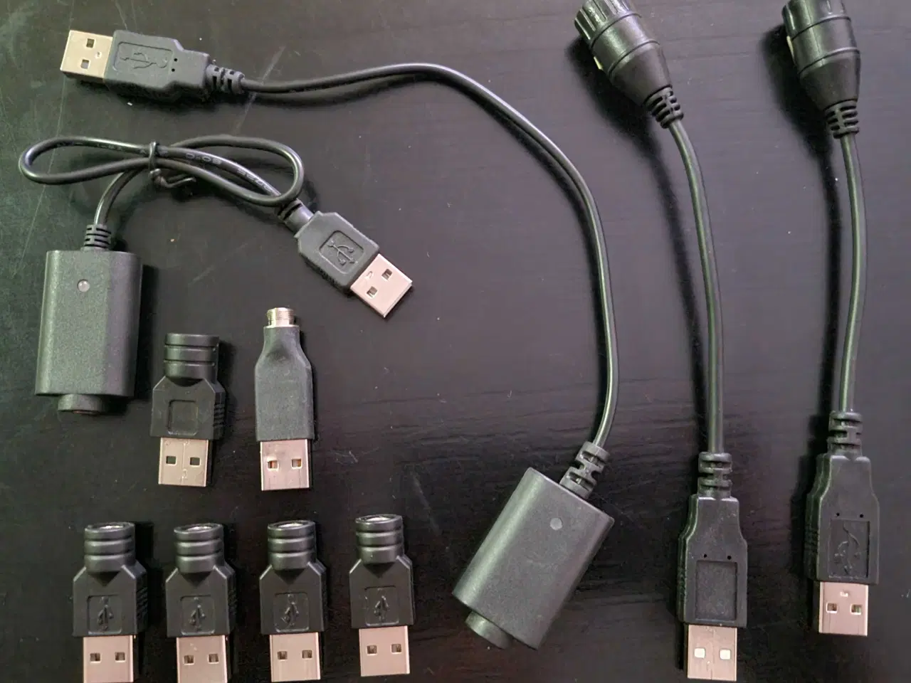 Billede 1 - Lader til e-cigaretter