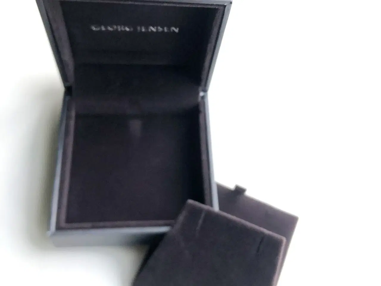 Billede 6 - Georg Jensen smykkeæsker - inkl. gavebånd