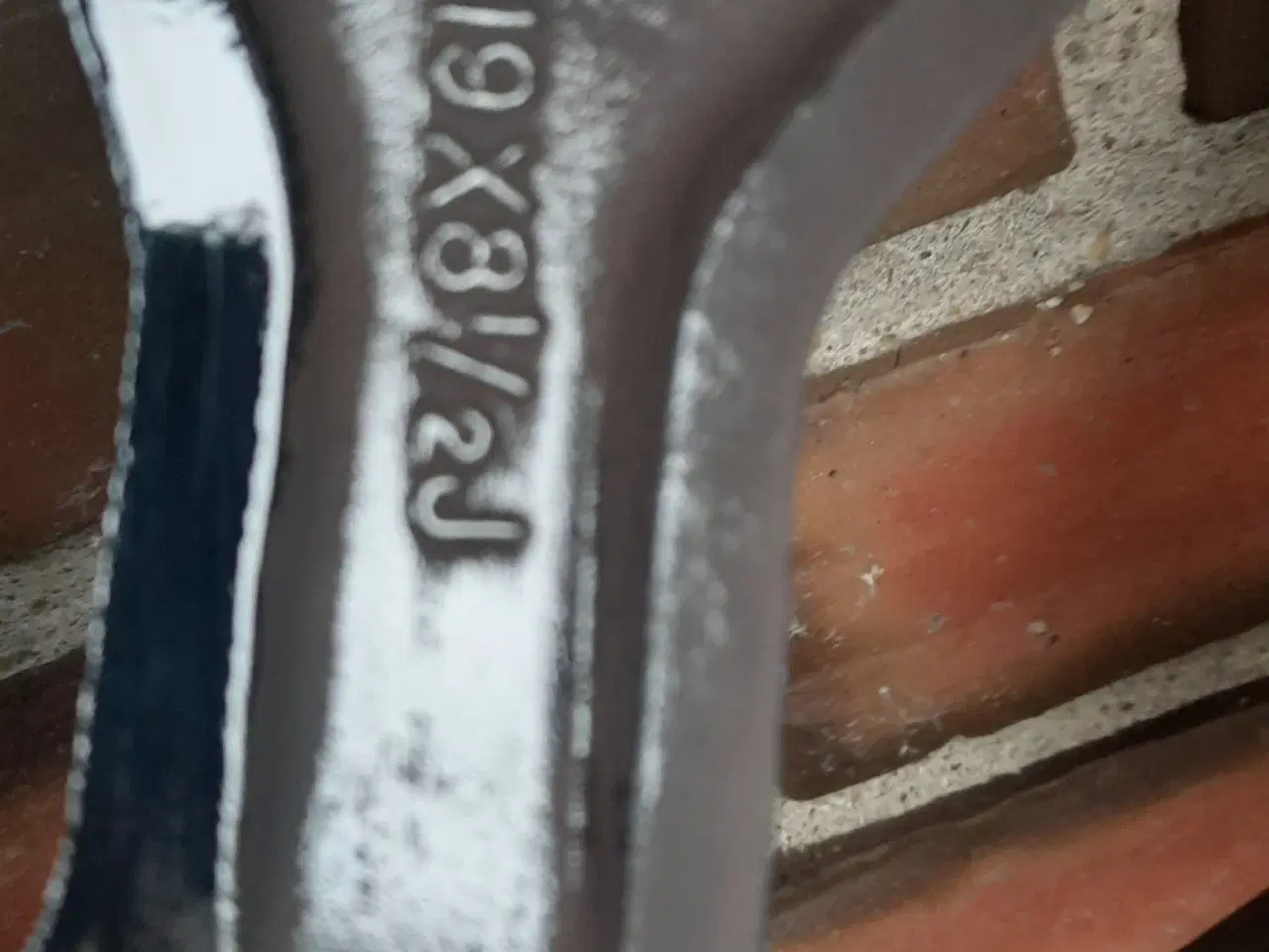 Billede 8 - Flotte sorte 19" tyske La Chanti fælge og gode dæk